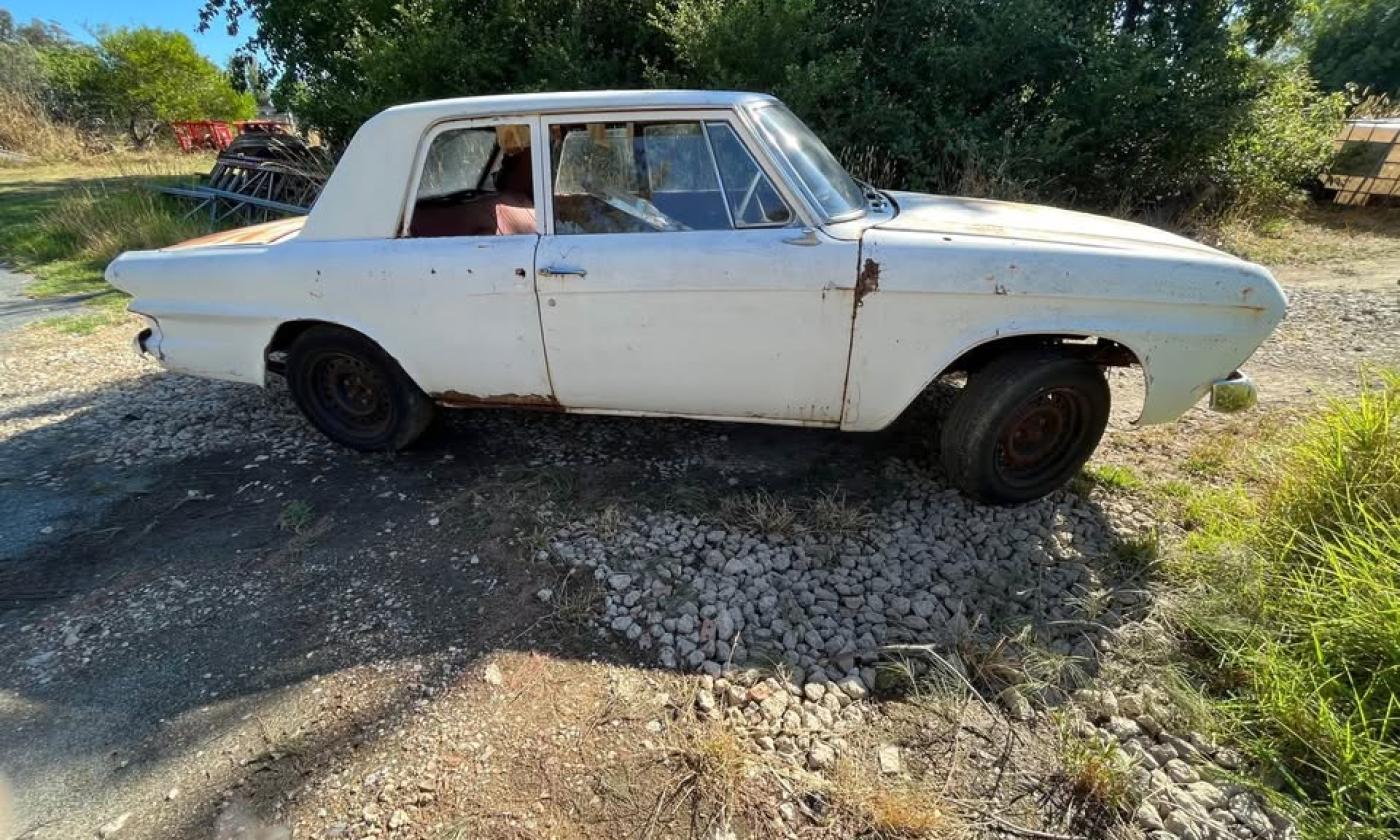 1965 Studebaker Commander Australian police car 2 door (1).jpg