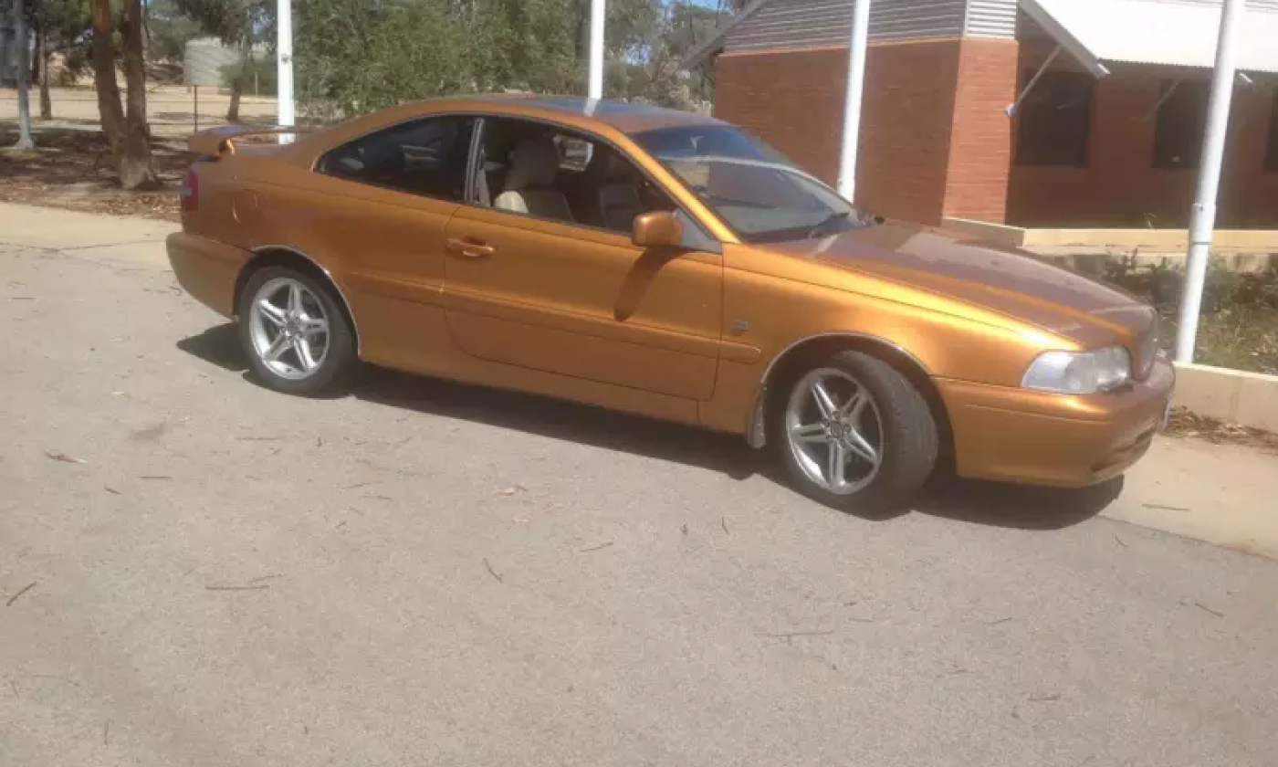 2002 Volvo C70 Coupe Saffron Gold Australia for sale (1).png