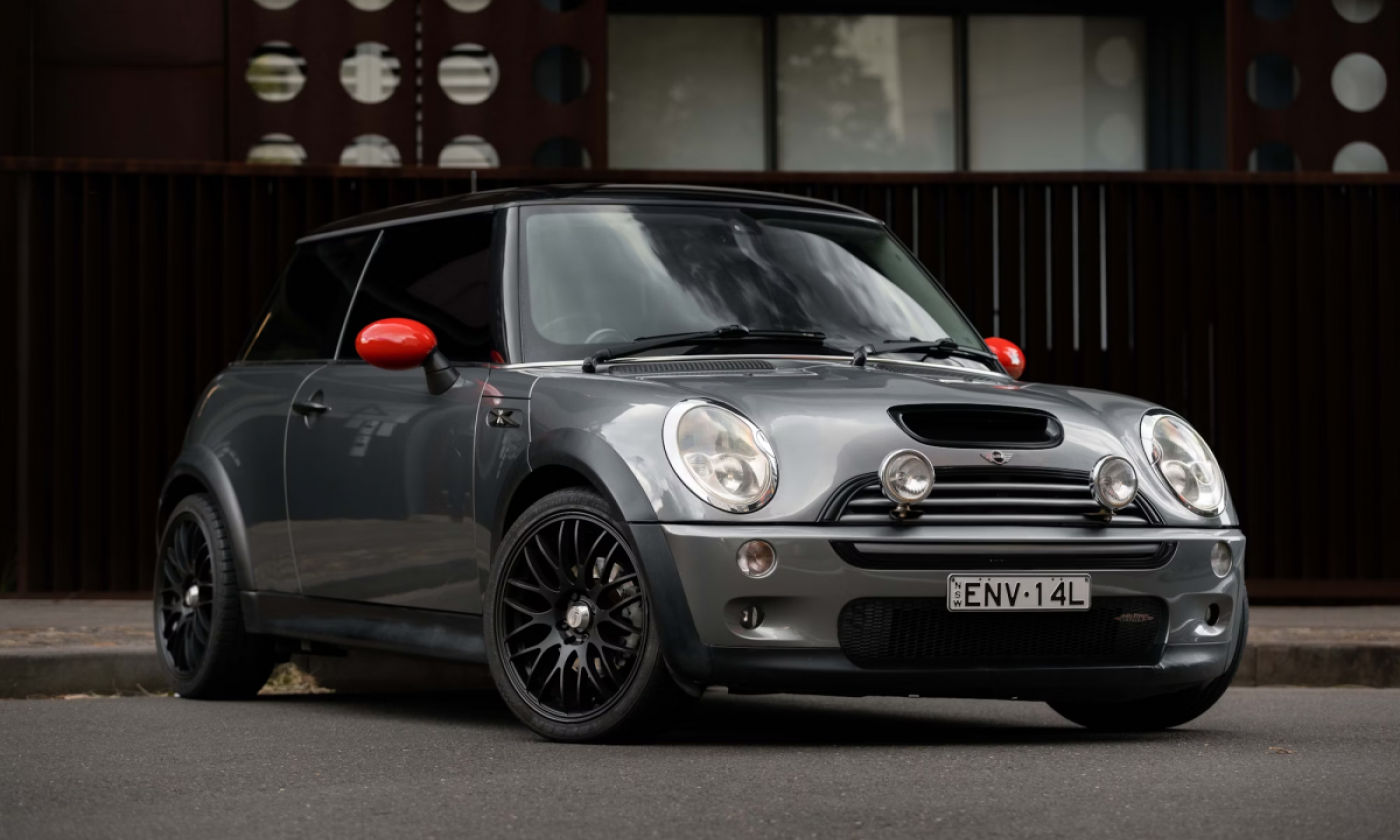 2003 Mini R53 Cooper S JCW Grey with black leather Australia (21).png