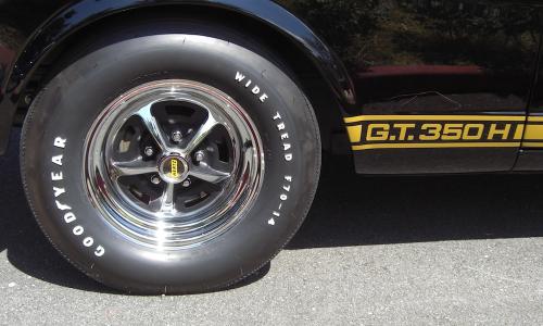 1966 Shelby GT350 Hertz wheels.jpg