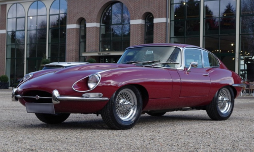 1968 Jaguar E-Type XKE Series 1.5 Opalescent Maroon paint (1).png