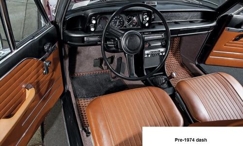 1971 BMW 2002 Tii interior.jpg
