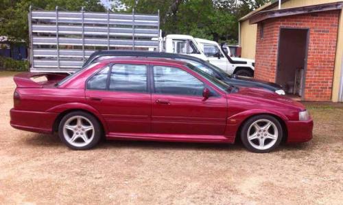 1992 - 1993 Cardinal Red EB Falcon GT images (1).jpg