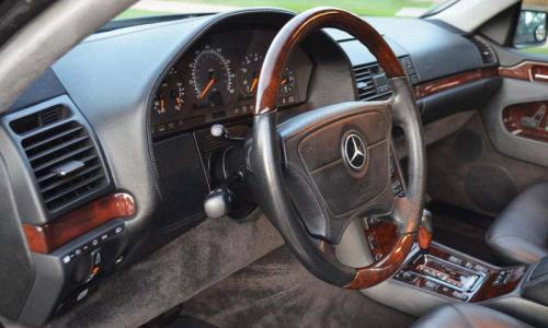 1999 CL500 USA late timber trim steering wheel.jpg