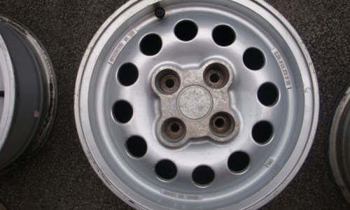 205 GTI Pepperpot wheels 14 inch.png