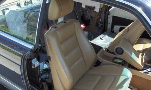 560sec beige interior.JPG