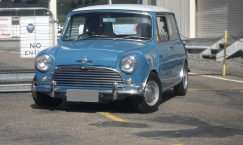 Australian MK1 Morris Mini Cooper S Sapphire Blue 1.png