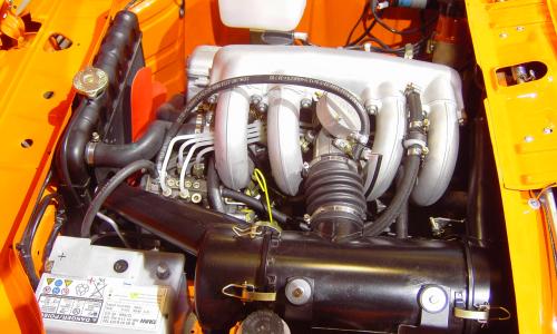 BMW_2002_tii engine.JPG