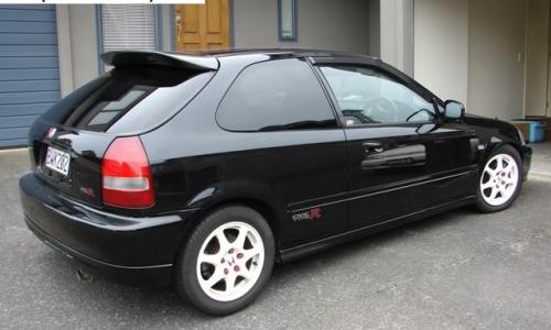 Black Civic EK9.jpg