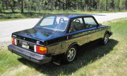 Canadian Volvo 242 GT Black paint images.png