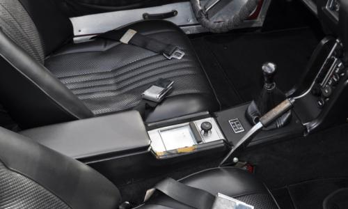 Central console Datsun 2000 rpadster.JPG