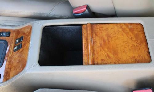 Chestnut colour timber trim Mercedes 140 coupe.jpg