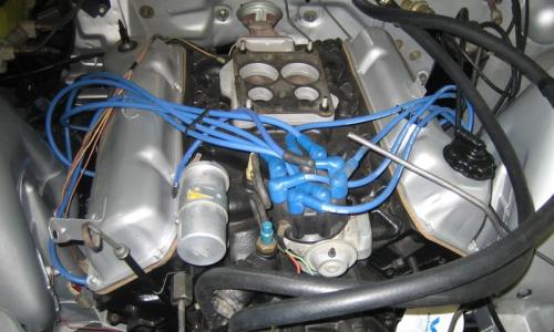 Ford Fairmont Ghia XE ESP 4.9l 302ci engine bay image (1).jpg