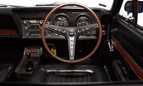 Ford Falcon GT XW 1969 1970 steering wheel dash.jpg