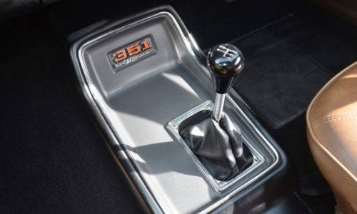 Gear knob shifter XW Falcon GT image.png