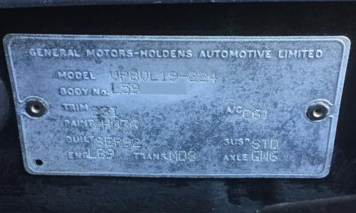 HSV GTS VP data plate.jpg