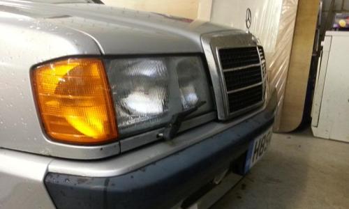 Headlight wipers 190E.jpg