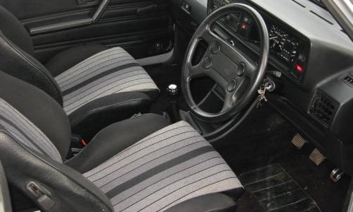 MK1 Golf GTI facelift dashboard (5).jpg