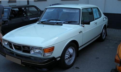 Marble White Saab 99 Turbo 1.jpg