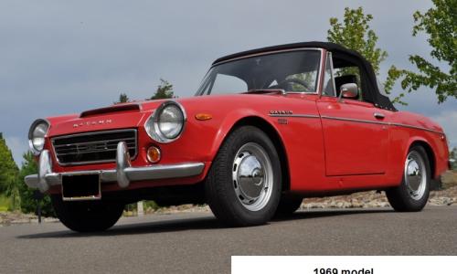 Red 1969 Datsun Fairlady 2000.JPG