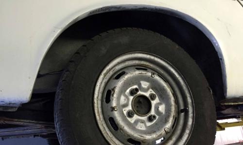 Stock wheels Datsun 2000 sports roadster 2.jpg