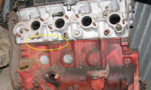 Volvo 242 GT engine number location image B21 B23 engine block.png
