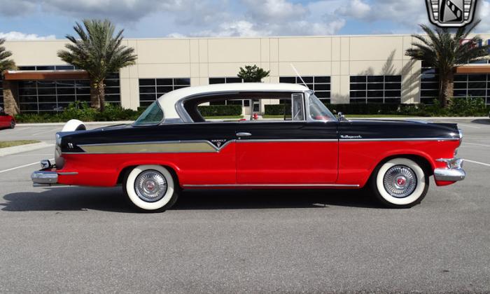 1956 Hudson Super  Hollywoood Hardtop V8 coupe Black and Red (5).jpg