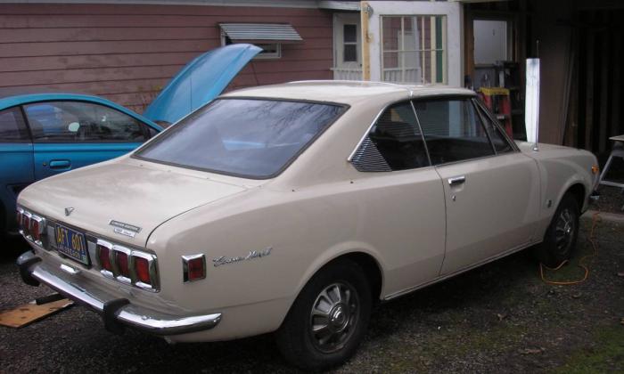 1970 Toyota Corona MKII RT72 Hardtop coupe (1).jpg