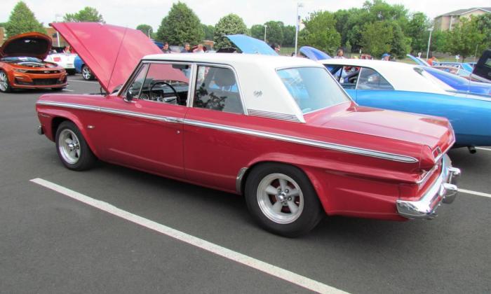 Bordeaux red 1964 Studebaker Daytona Sports Sedan with white roof 2023 (3).jpg
