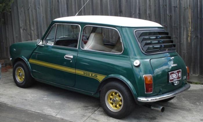 Mini LS 998cc Green restored rare for sale (1).jpg