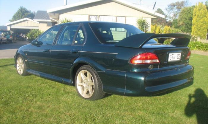 New Zealand EL Falcon GT build number 002 Heritage Green images (2).jpg