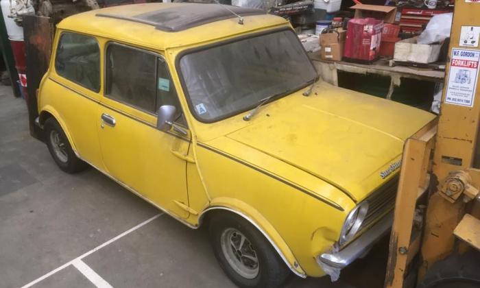 October 1977 Leyland Mini Sunshine sunroof images yellow devil unrestored (2).jpg