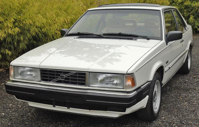 1 1989 Volvo 780 Bertonie Coupe White images (13).jpg