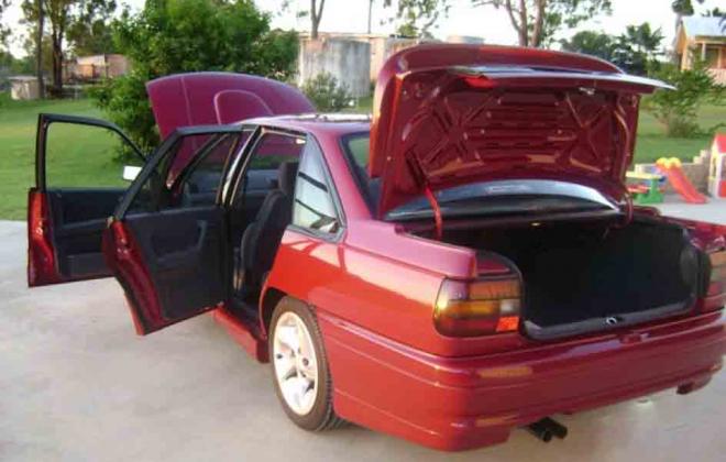 1 Durif Red Holden Commodore VN SS HSV 1990 number 180 images (34).jpg