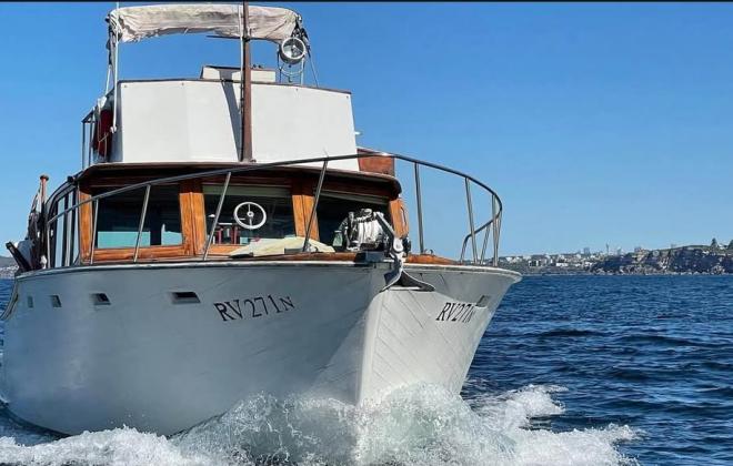 1963 Timber cruiser Griffin flybridge  42 ft Australia (3).jpg