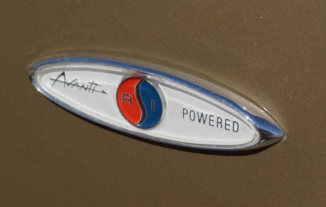 1964 Studebaker Daytona R1 Avanti side fender badge image.jpg