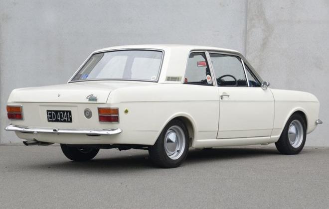 1968 Lotuc Ford Cortina Twin Cam MK2 white images (5).jpg