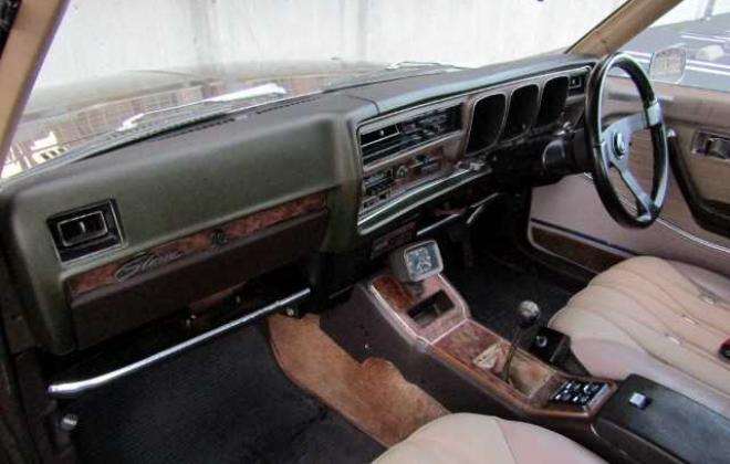 1973 Nissan Gloria 230 Series 2 door hardtop coupe images Japan 260C (12).jpg