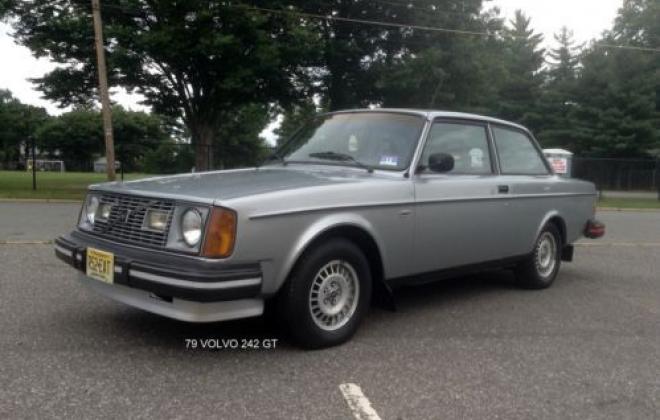 1979 Volvo 242 GT coupe Silver with black and red interior (1).jpg