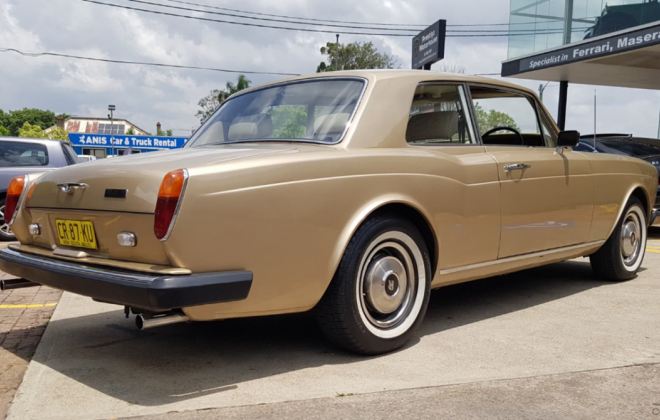 1980 Golden Sand Rolls Royce Corniche Coupe 2 door sedan (3).png