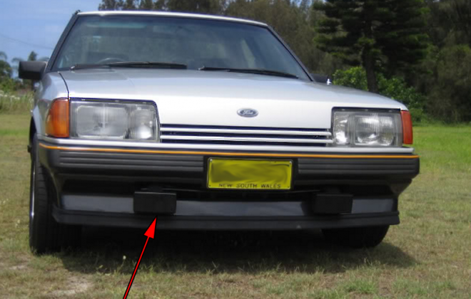 1982 Ford Fairmont Ghia XE ESP  (1).png