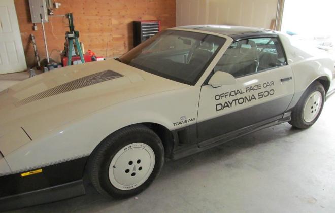 1983 Pontiac Firebird Trans-Am 25th Anniversary Daytona 500 pace car (22).jpg