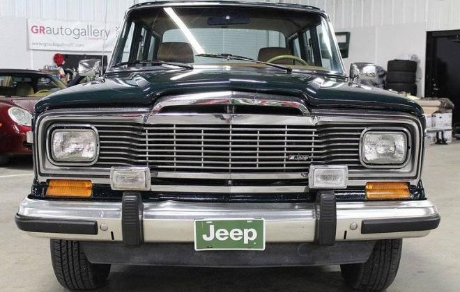 1985 Jeep Grand Wagoneer (AMC) Green paint timber sides SUV images (7).jpg