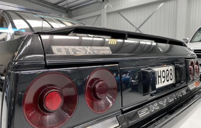 1986 R31 GTS-X Black on silver car original (6).jpg