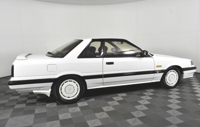 1987 Nissan Skyline GTS-X Coupe white unrestored Australia (8).jpg