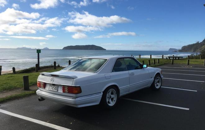 1988 Mercedes 420 SEC coupe white with red cloth trim images (15).jpg