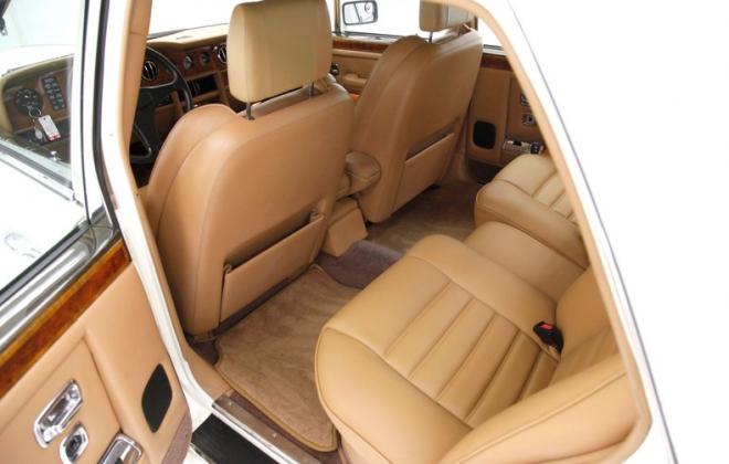 1989 Bentley Turbo R for sale USA interior trim tan(23).jpg