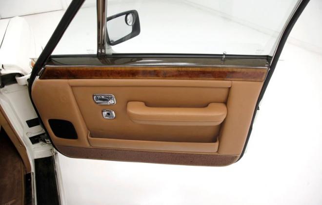 1989 Bentley Turbo R for sale USA interior trim tan(25).jpg