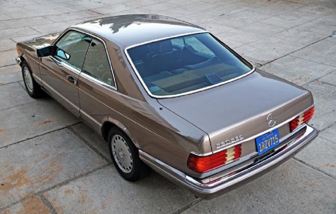 1989 Mercedes-Benz 560SEC 1.jpg