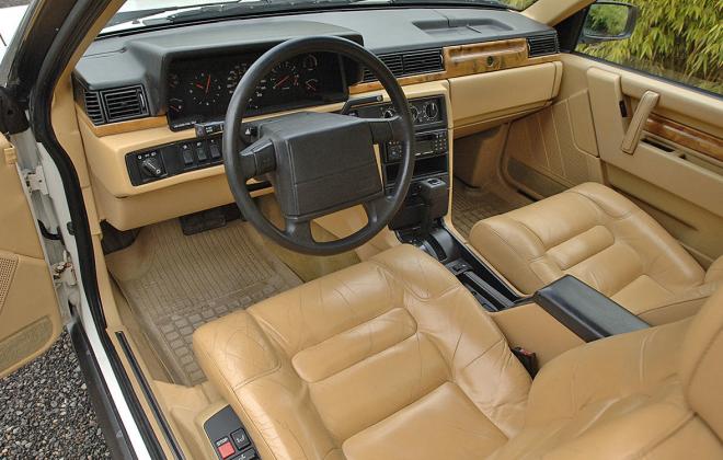 1989 Volvo 780 Bertonie Coupe z beige interior images (19).jpg